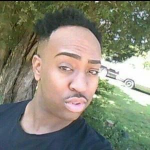 Meet your Posher, Derell